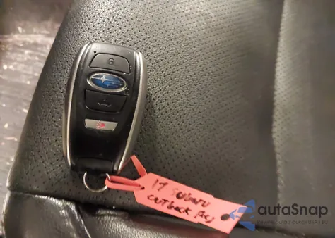 2017 Subaru Outback 3.6R Limited из США, поврежденный, VIN 4S4BSENC0H3437456